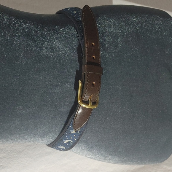 Vineyard Vines Canvas Belt - Picture 1 of 8
